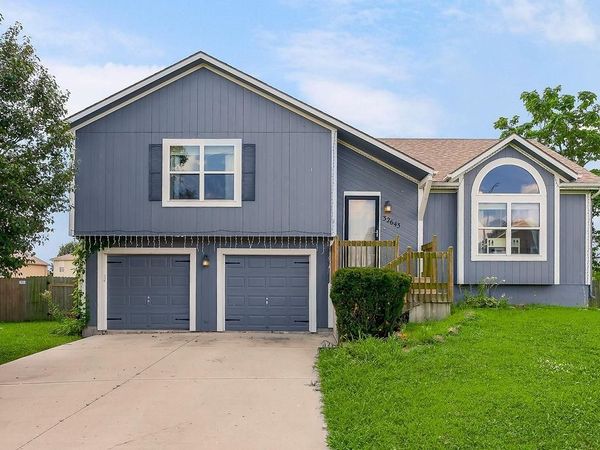 32643 W 172nd Street, Gardner, KS 66030