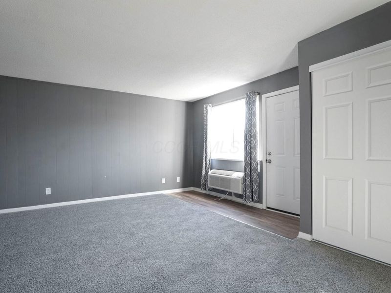 28 S Williams Street, Newark, OH 43055 Photo 5
