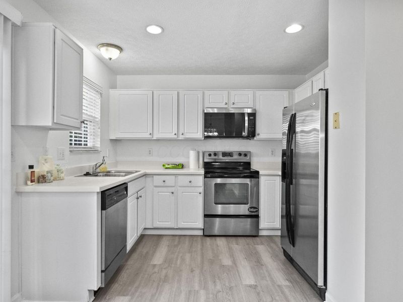3681 Fish Hawk Landing, Unit 15, Columbus, OH 43230 Photo 13