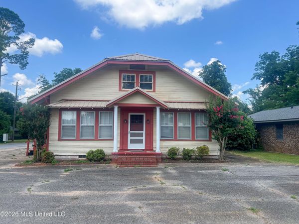 1017 Winter Street, Lucedale, MS 39452