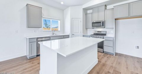 630 Fraser Loop, Dayton, NV 89403 Photo