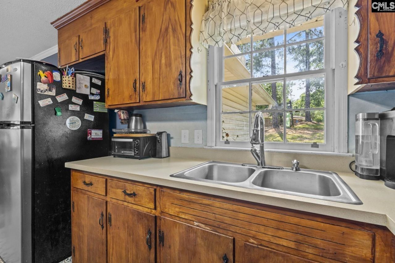 203 Luther Road  Photo 11