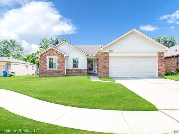 5010 Kelly Drive, Warren, MI 48092