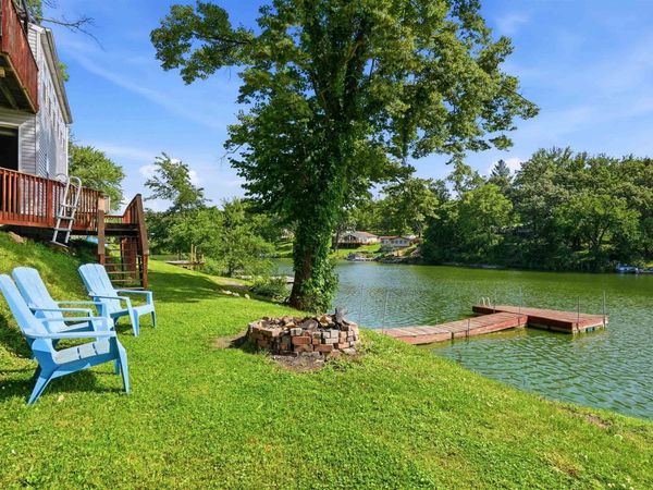 22605 Lakeview Drive, Bernard, IA 52032