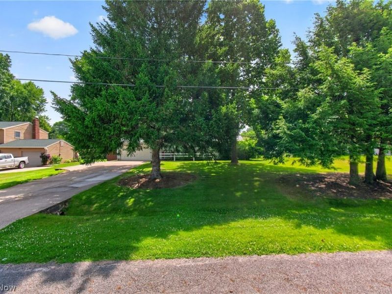 3110 Bronco Drive, Clinton, OH 44216 Photo 3