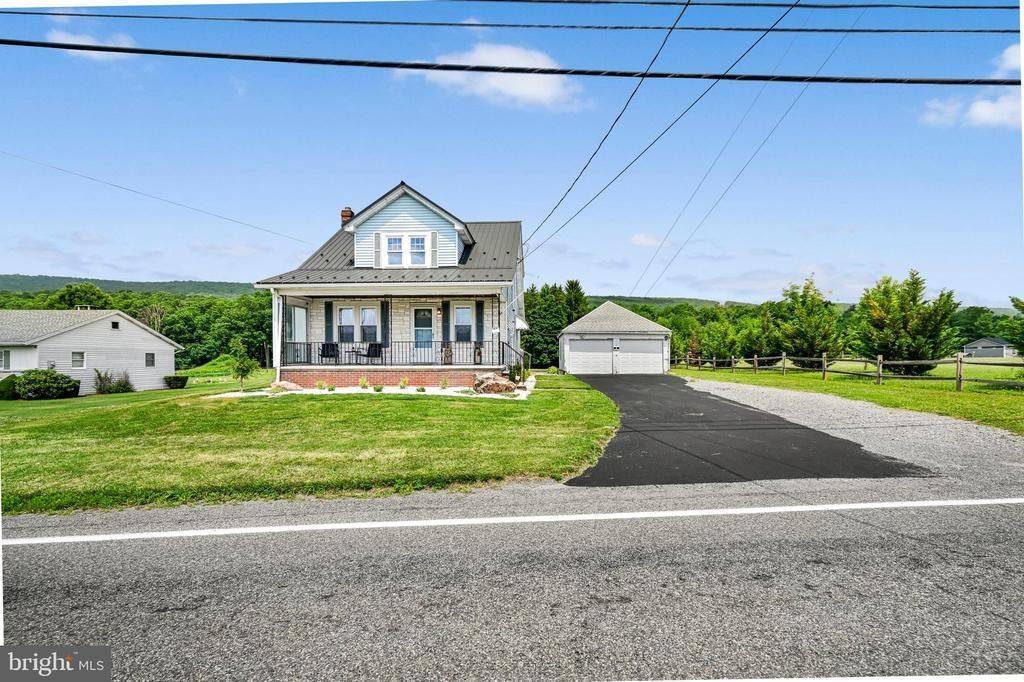 947 DEEP CREEK ROAD, ASHLAND, PA 17921