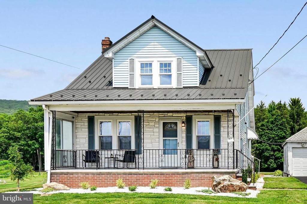 947 DEEP CREEK ROAD, ASHLAND, PA 17921