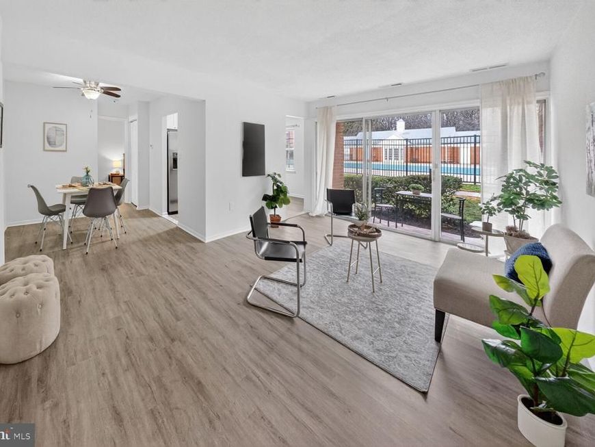 868 College Parkway, Unit 102, Rockville, MD 20850 Main Photo