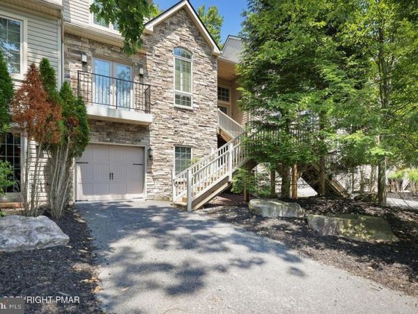 9 WILDBRIAR , LAKE HARMONY, PA 18624