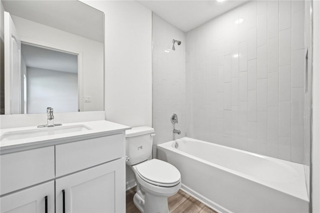 8565 104th Court , Vero Beach, FL 32967 Photo