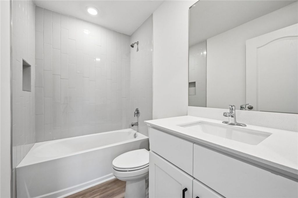 8565 104th Court , Vero Beach, FL 32967 Photo