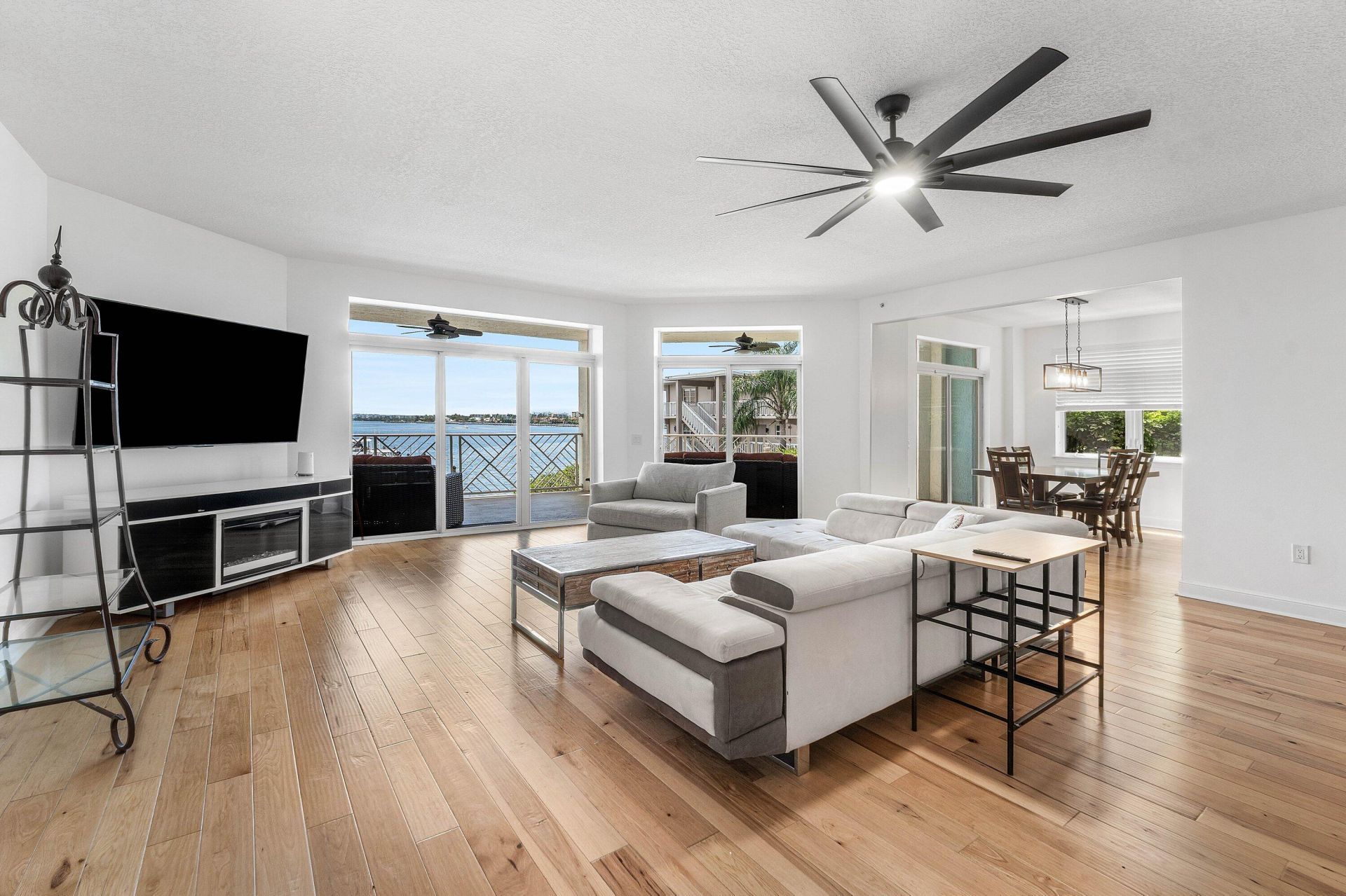 309 E Ocean Avenue, Unit 103, Lantana, FL 33462 Photo