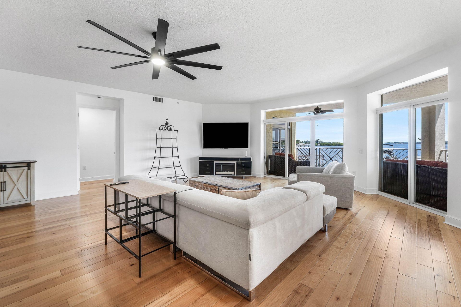 309 E Ocean Avenue, Unit 103, Lantana, FL 33462 Photo