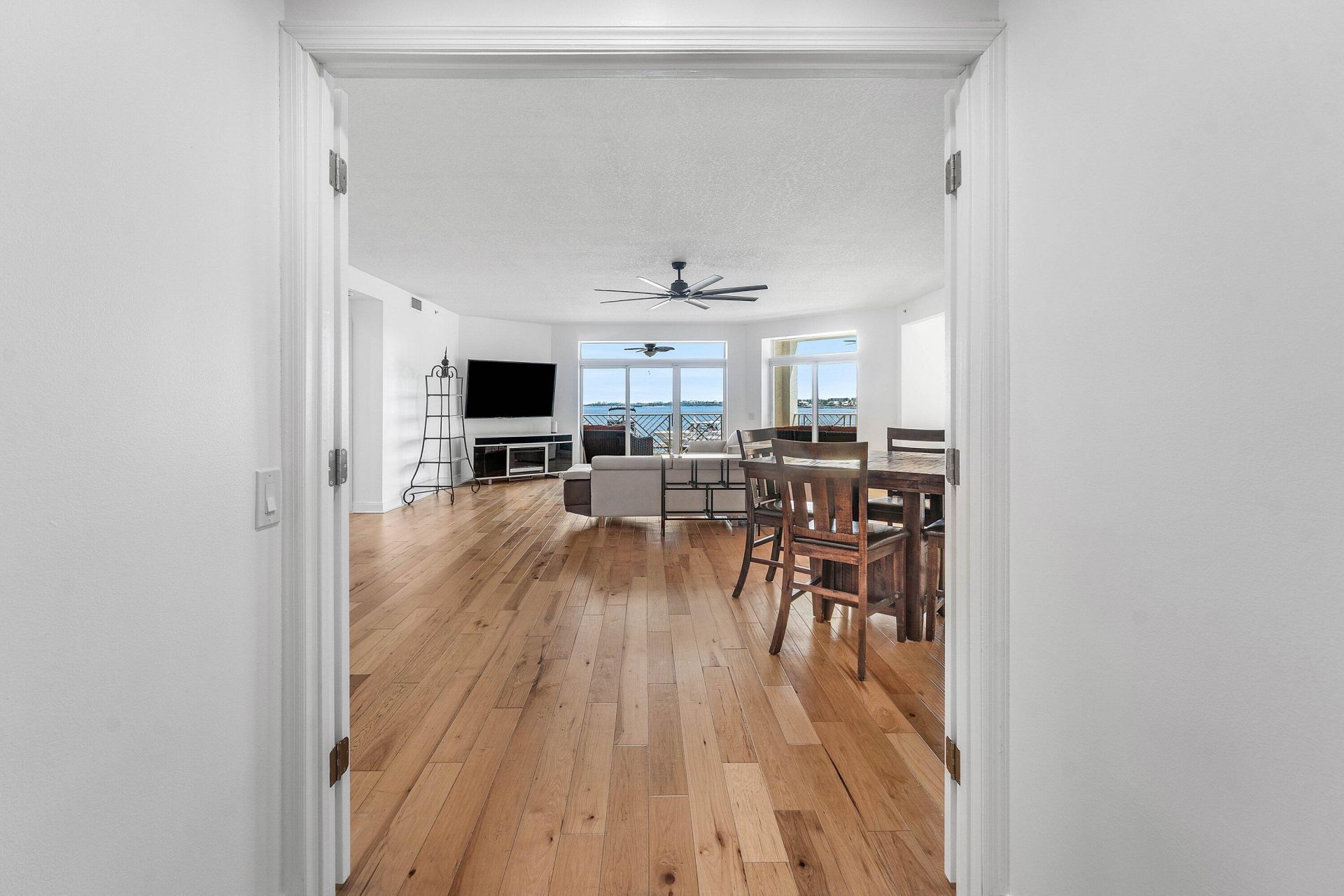 309 E Ocean Avenue, Unit 103, Lantana, FL 33462 Photo