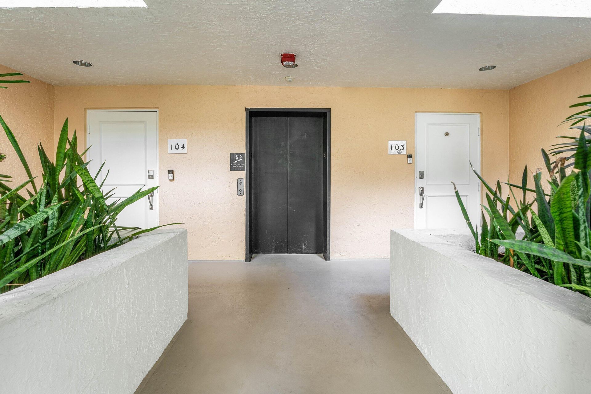 309 E Ocean Avenue, Unit 103, Lantana, FL 33462 Photo