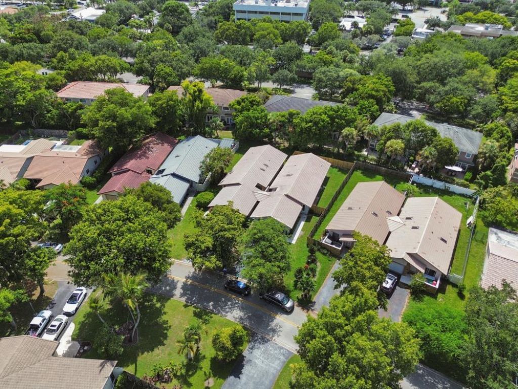 1722 NW 93rd Terrace, Coral Springs, FL 33071 Photo
