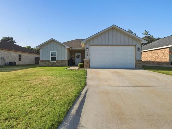 109 Shallow Water Court, Clyde, TX 79510