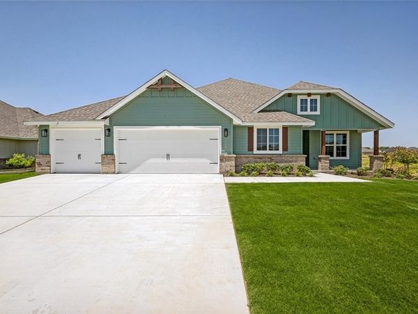 4202 Padron Lane, Sanger, TX 76266