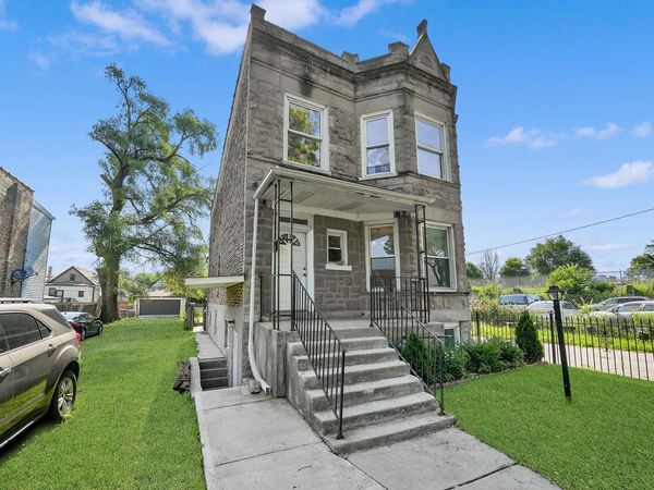 2139 S Homan Avenue , Chicago, IL 60623