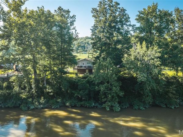 22760 Private Drive 9002, Jerome, MO 65529