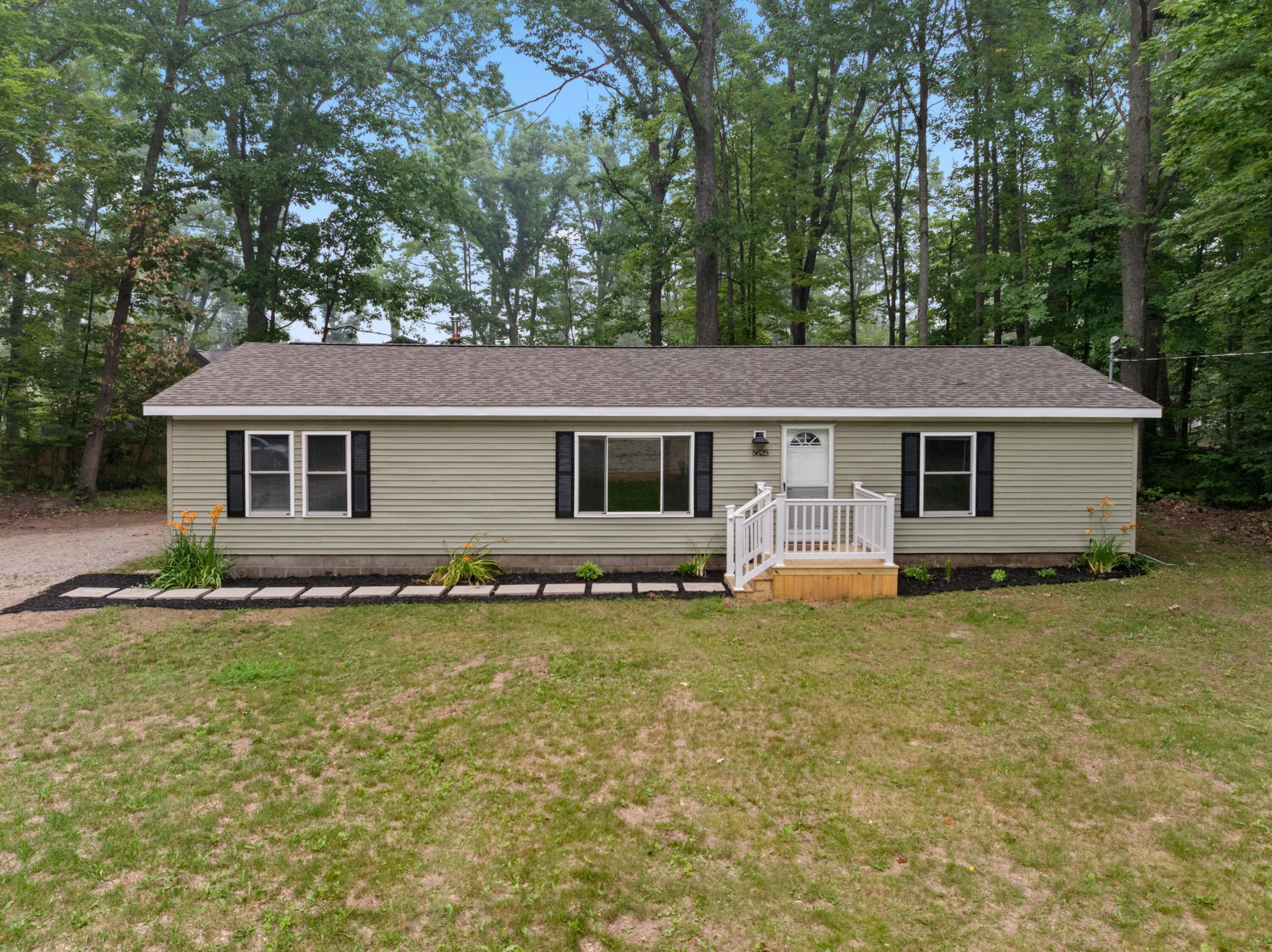 5625 Turkeyfoot Trail, Gaylord, MI 49735 Main Photo
