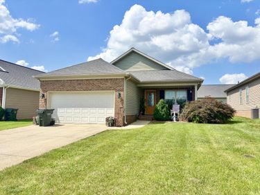 102 Saddlebrook Court, Hopkinsville, KY 42240