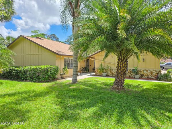 100 Sea Pines Circle, Daytona Beach, FL 32114