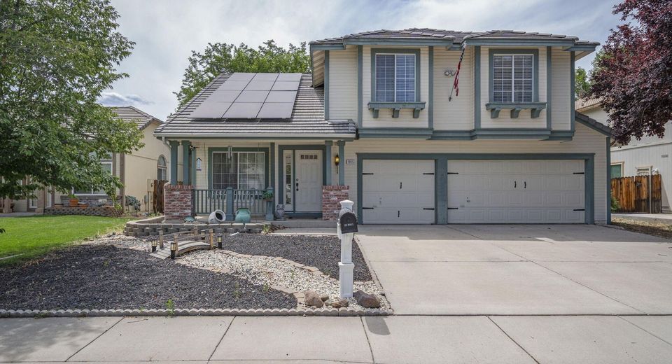 1055 Amico Drive, Sparks, NV 89434 Photo
