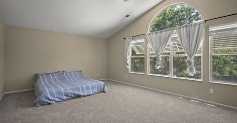 1055 Amico Drive, Sparks, NV 89434 Photo