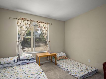 1055 Amico Drive, Sparks, NV 89434 Photo