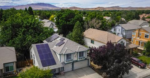1055 Amico Drive, Sparks, NV 89434 Photo