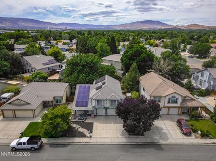 1055 Amico Drive, Sparks, NV 89434 Photo