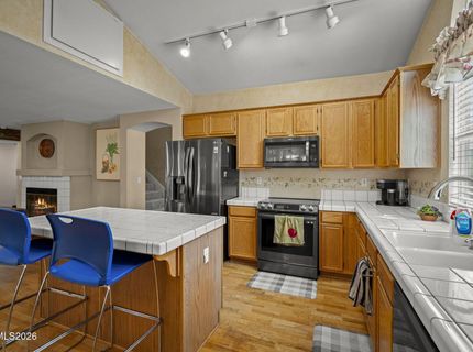 1055 Amico Drive, Sparks, NV 89434 Photo