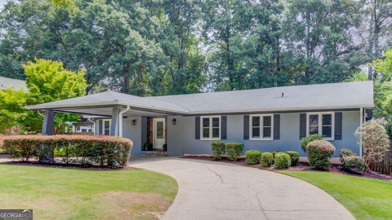 4685 Andalusia Trail, Dunwoody, GA 30360 Main Photo
