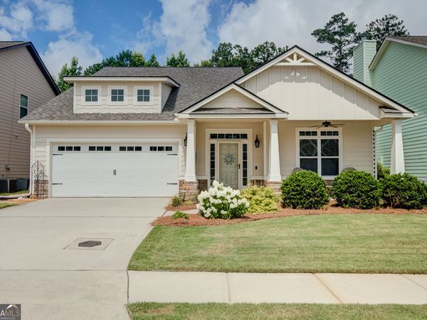 14 Thomaston Street, Newnan, GA 30263