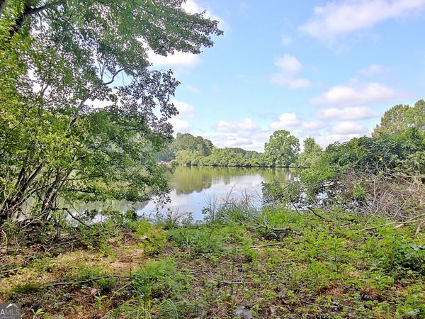 121 Lakeside Drive, Peachtree City, GA 30269