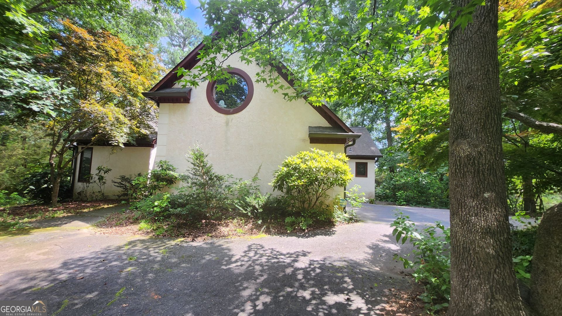 121 Lakeside Drive, Peachtree City, GA 30269 Main Photo