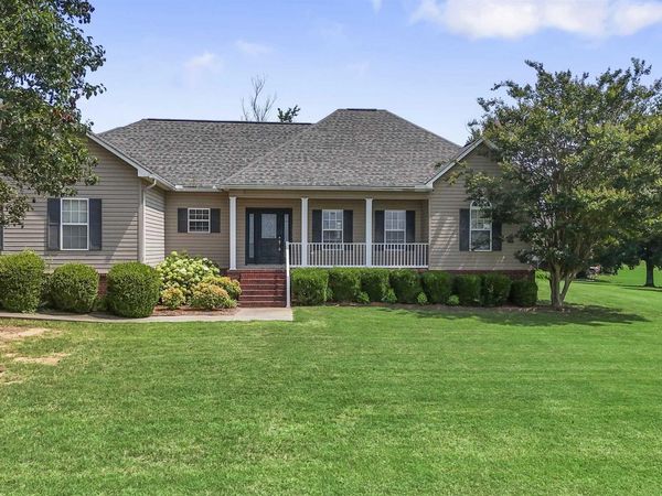 276 Brown Acres Road, Guntersville, AL 35976