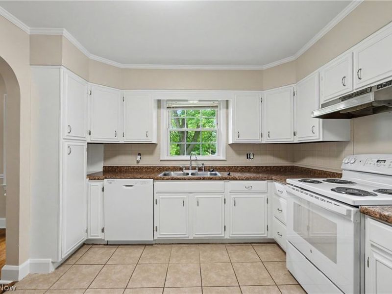 1808 W Comet Road, New Franklin, OH 44614 Photo 9