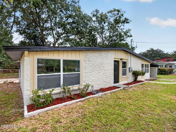 3751 PIZARRO Road, Jacksonville, FL 32217