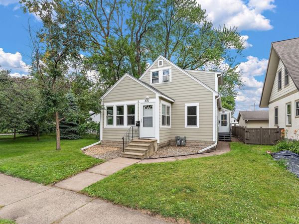 551 Pascal Street N, Saint Paul, MN 55104