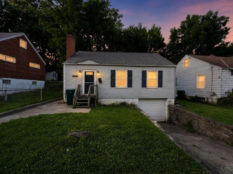 1723 Ashbrook Drive, Cincinnati, OH 45238 Photo 10