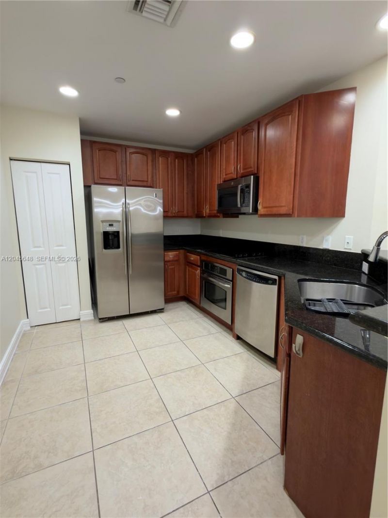 16100 Emerald Estates Dr , Unit 281, Weston, FL 33331 Photo