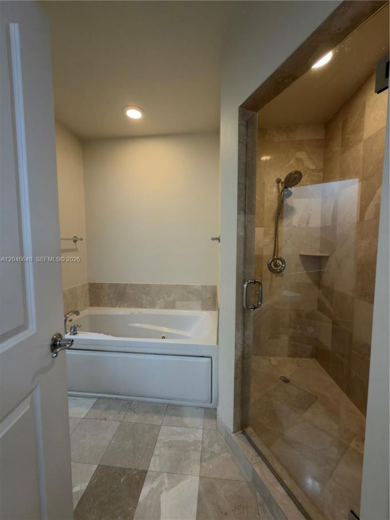 16100 Emerald Estates Dr , Unit 281, Weston, FL 33331 Photo