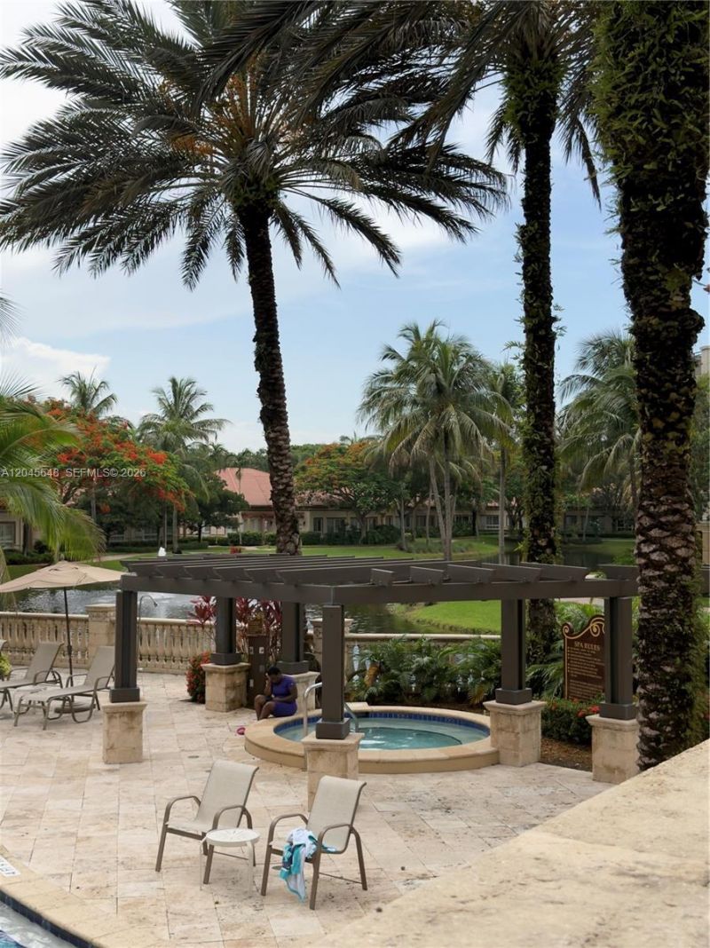 16100 Emerald Estates Dr , Unit 281, Weston, FL 33331 Photo