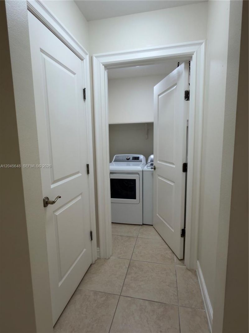 16100 Emerald Estates Dr , Unit 281, Weston, FL 33331 Photo