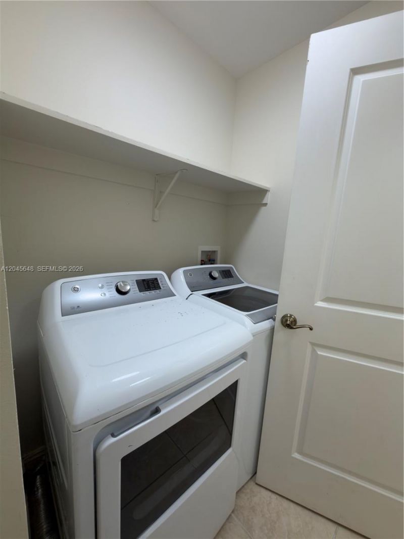 16100 Emerald Estates Dr , Unit 281, Weston, FL 33331 Photo