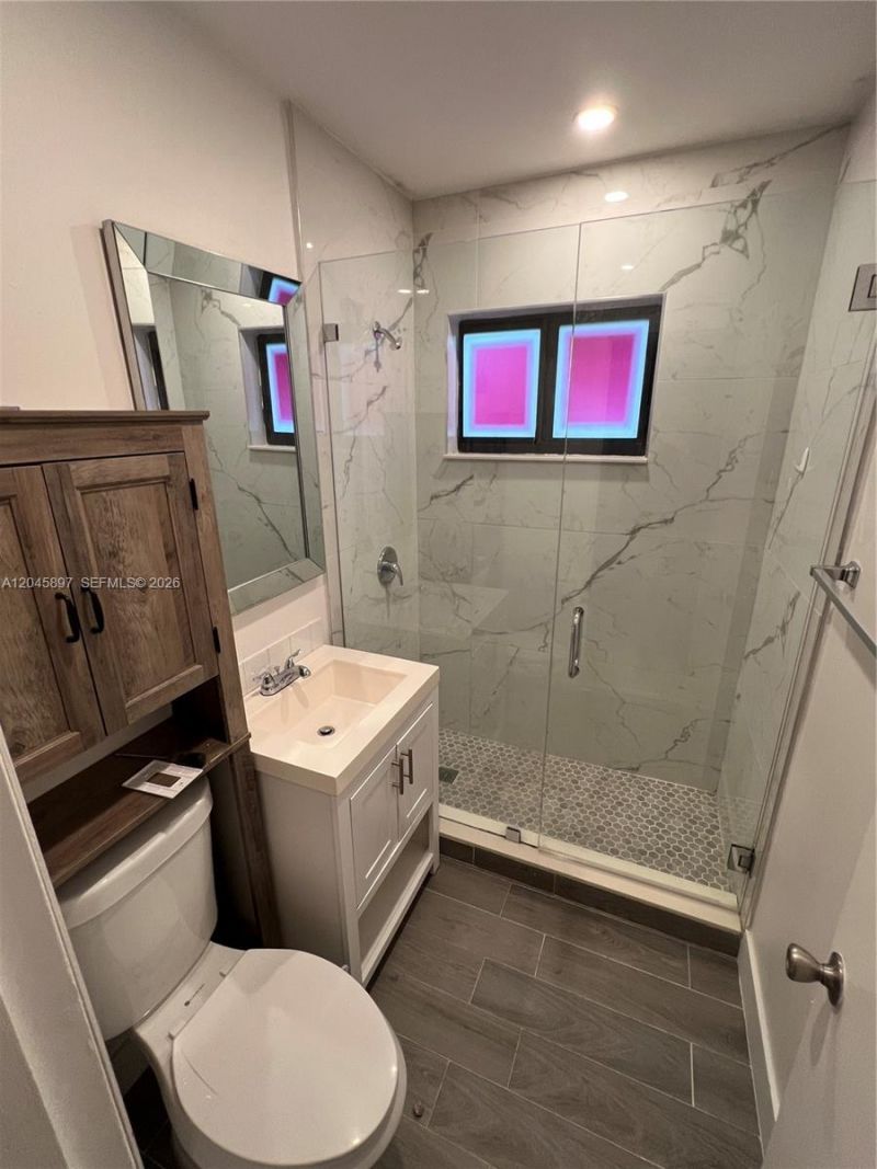 6685 NW 38th Ter , Unit n/a, Virginia Gardens, FL 33166 Photo