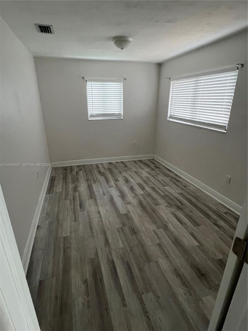 6685 NW 38th Ter , Unit n/a, Virginia Gardens, FL 33166 Photo