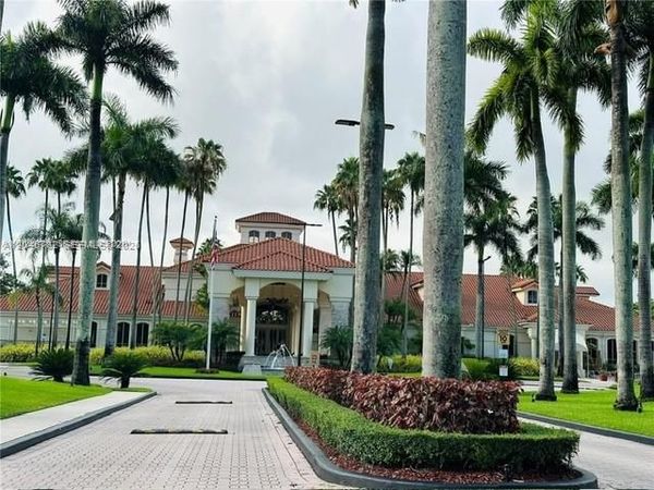 9725 NW 52nd St , Unit 210, Doral, FL 33178